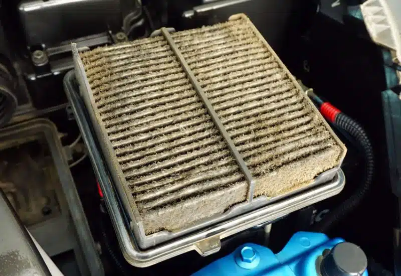 6 Signs Of Clogged Or Dirty Air Filter That Needs Replacement
